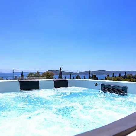 Luxury Bella Vista Holidays @ Kasuni Beach 公寓 *