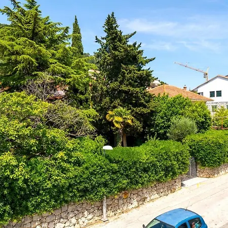 Luxury Bella Vista Holidays @ Kasuni Beach Split