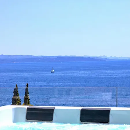 Apartment Luxury Bella Vista Holidays @ Kasuni Beach Split