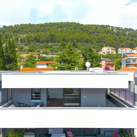 Luxury Bella Vista Holidays @ Kasuni Beach Split