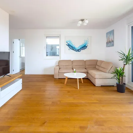 Apartment Luxury Bella Vista Holidays @ Kasuni Beach Split