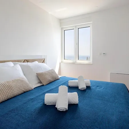 Luxury Bella Vista Holidays @ Kasuni Beach Split